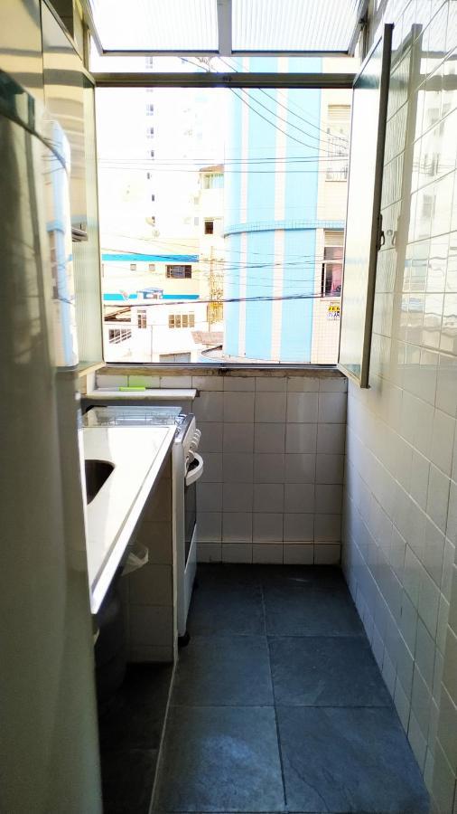 Quitinete A Poucos Passos Da Praia No Ponto Mais Central Da Cidade. Guarapari Kültér fotó